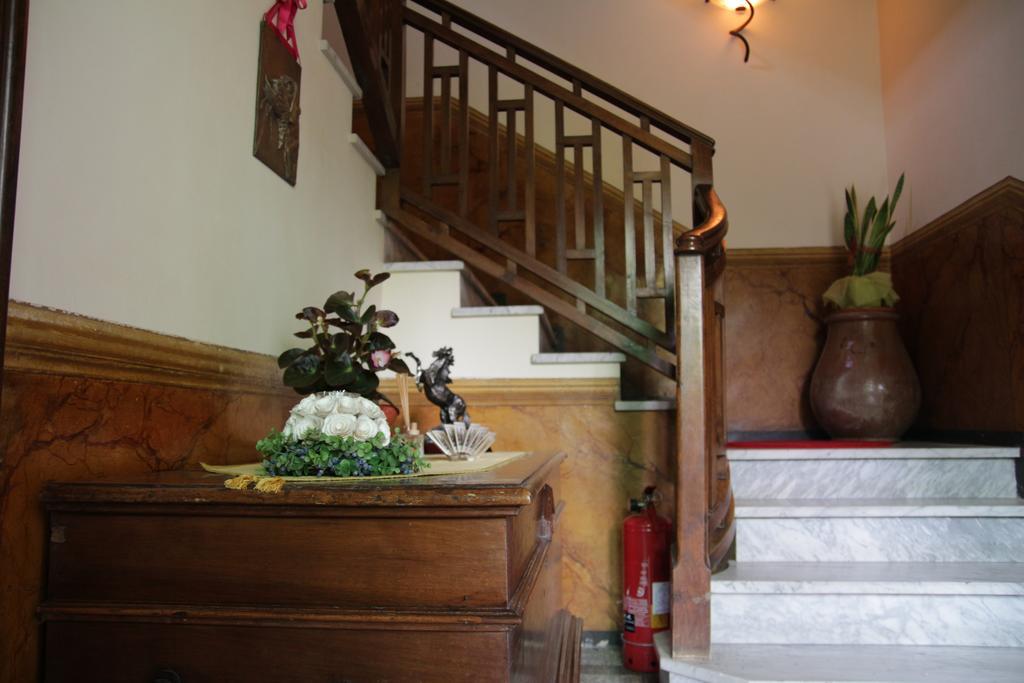 B&B Casa Carla Pinerolo Eksteriør bilde